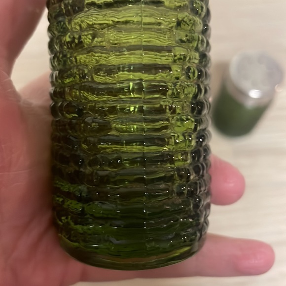 Vintage Green Glass Salt and Pepper Shaker Set - Picture 3 of 8